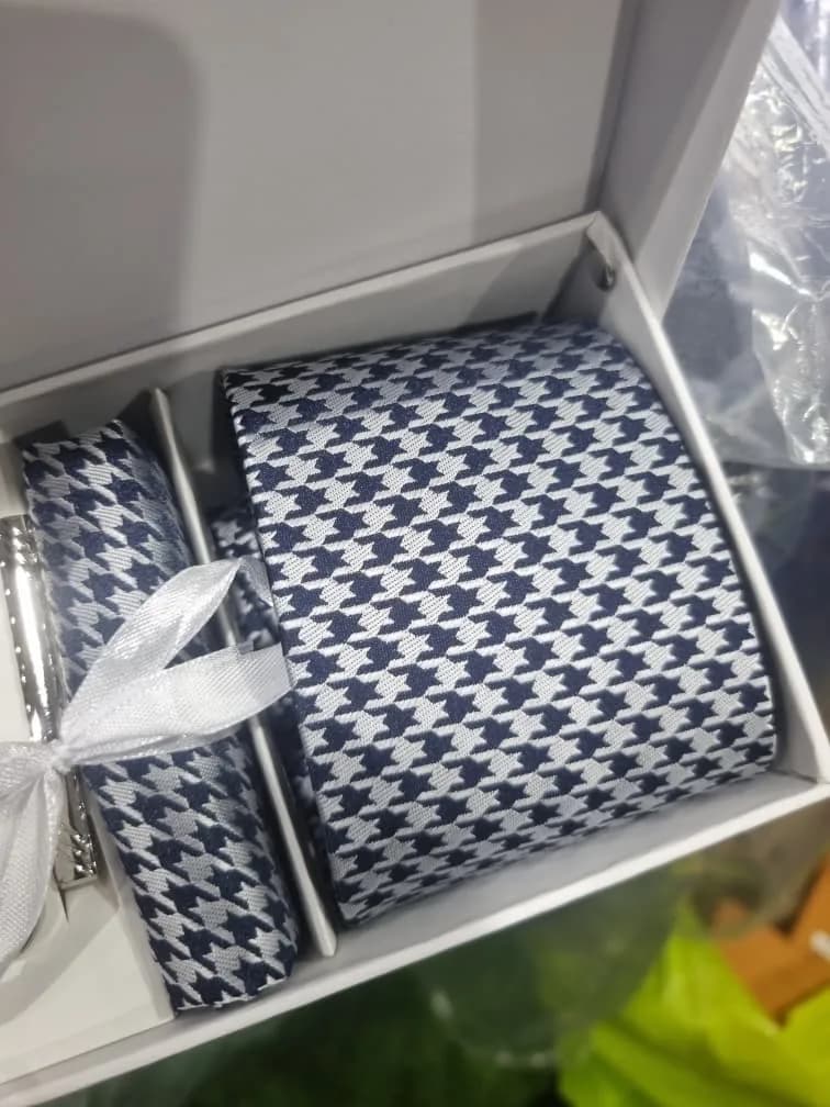 Navy and White Houndstooth Tie Gift Set